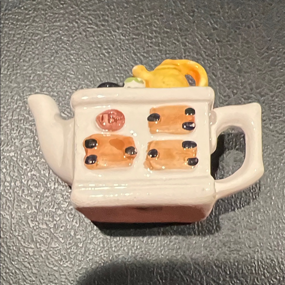 Assorted Miniature Teapot Collection - Picture 13 of 16